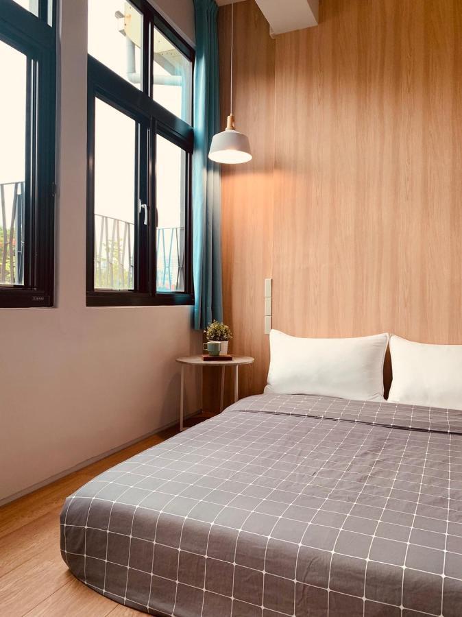 Oyaji Guesthouse-依人數床位數計價開放房型 Tainan Eksteriør bilde
