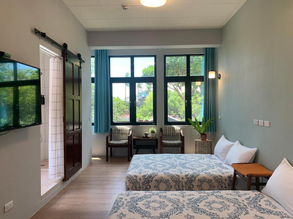 Oyaji Guesthouse-依人數床位數計價開放房型 Tainan Eksteriør bilde